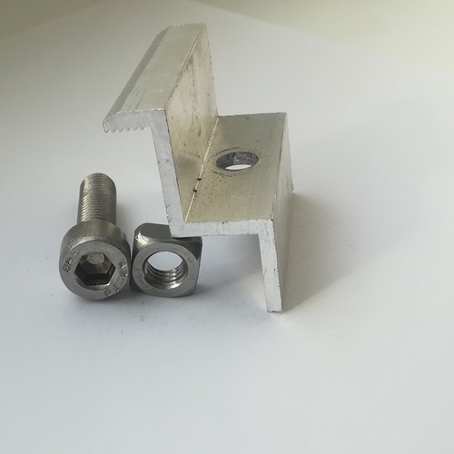 Hliníkový krajný úchyt 30mm HKU30 (SOLAR)